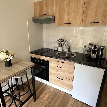 Appartement Premium & Cosy Studio - Paris A 20 Mins - Chateaux De Versailles A 8 Mins à Le Chesnay  Extérieur photo